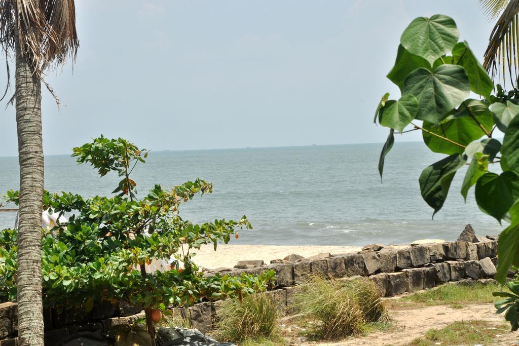 Angeo Beach House Alappuzha Luaran gambar
